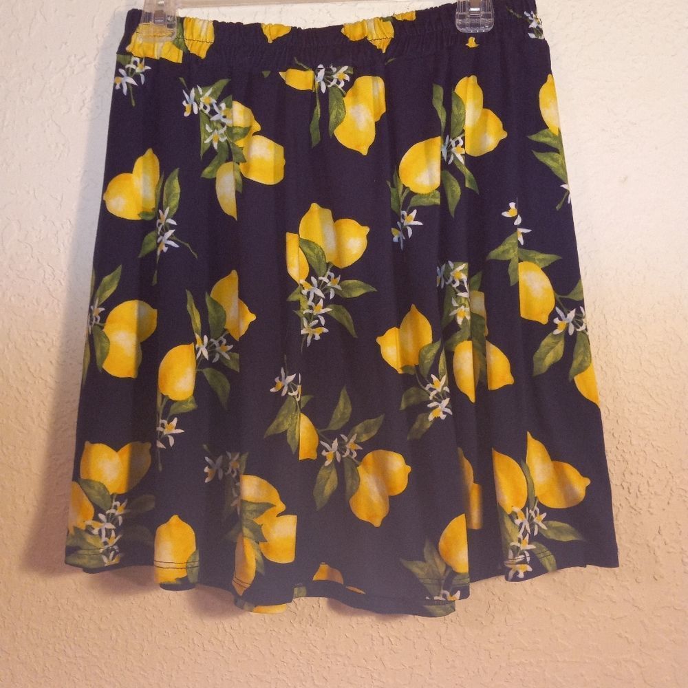 French Grey Skirt - Picture 3 of 4